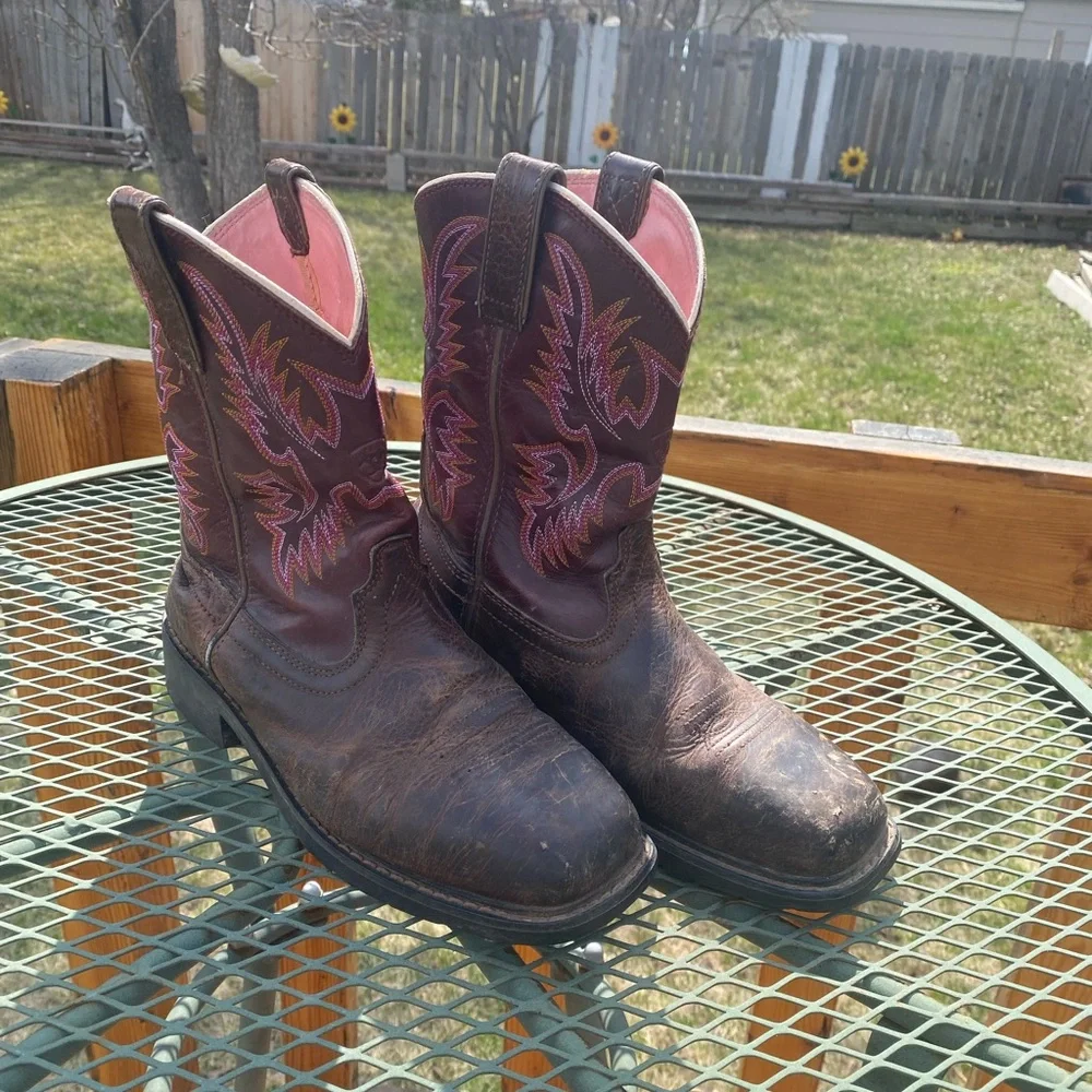 Brown and Purple Western Boots 7.5B - Picture 2 of 4
